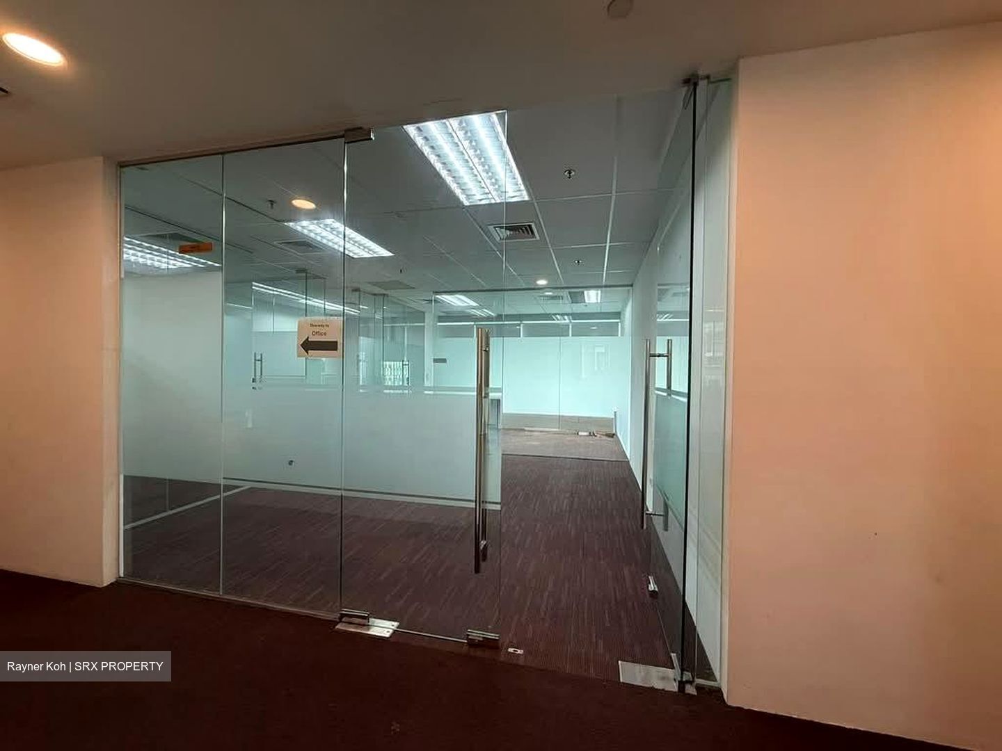Sunshine Plaza (D7), Office #591800481